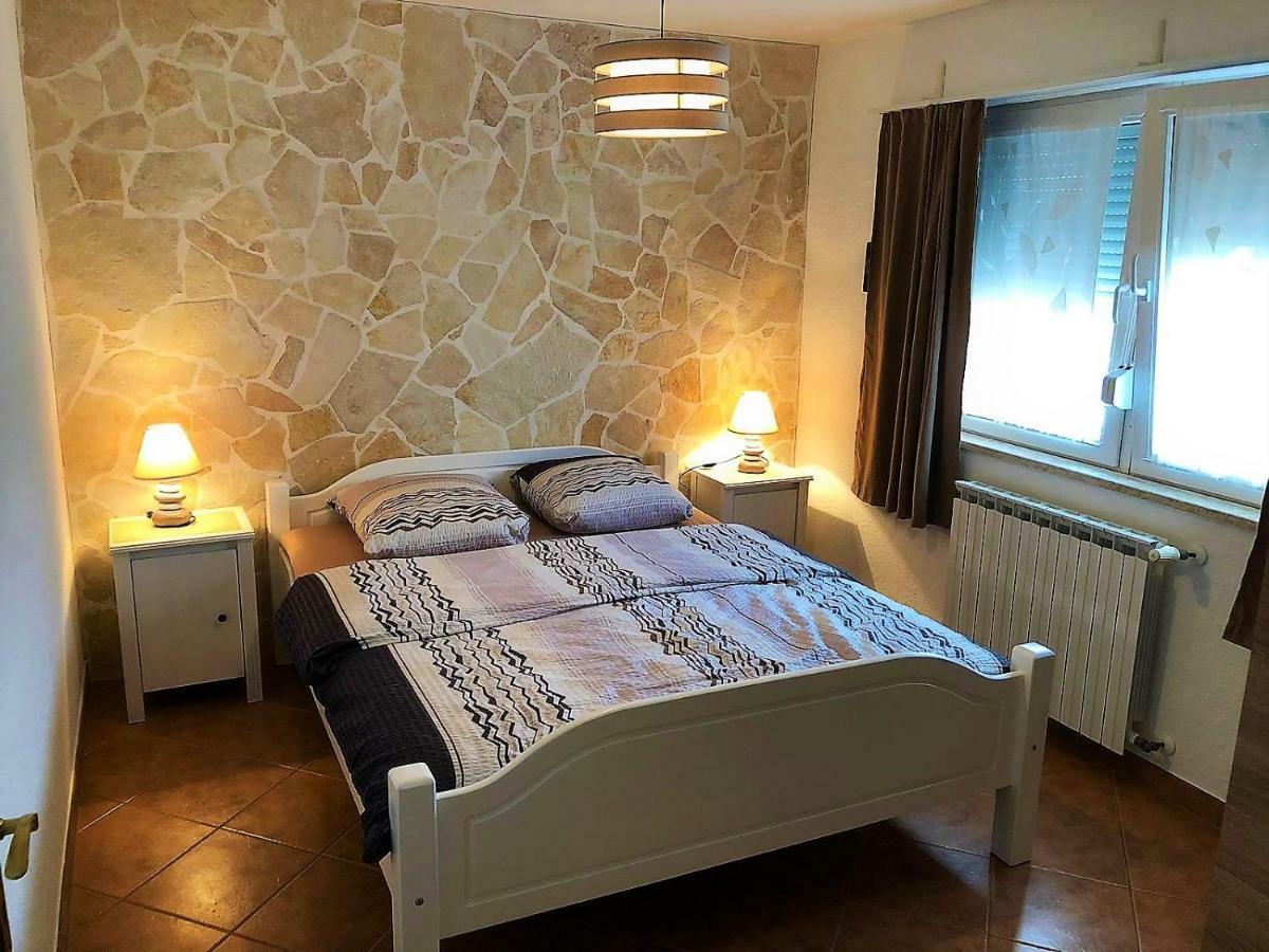 Apartment Villa Engel With Pool Пореч Экстерьер фото